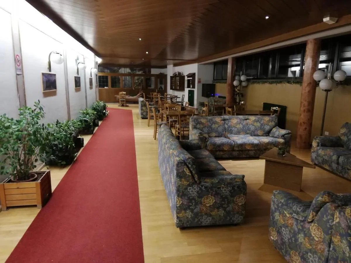 Tana Delle Marmotte Apartment Falcade